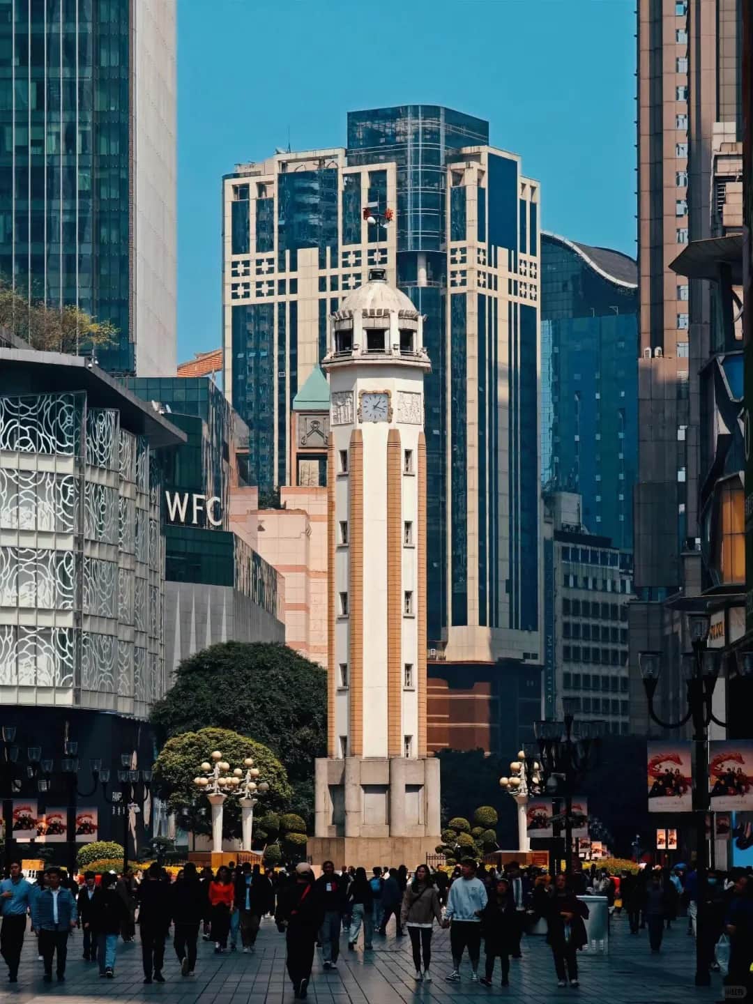 Jiefangbei city core route photo