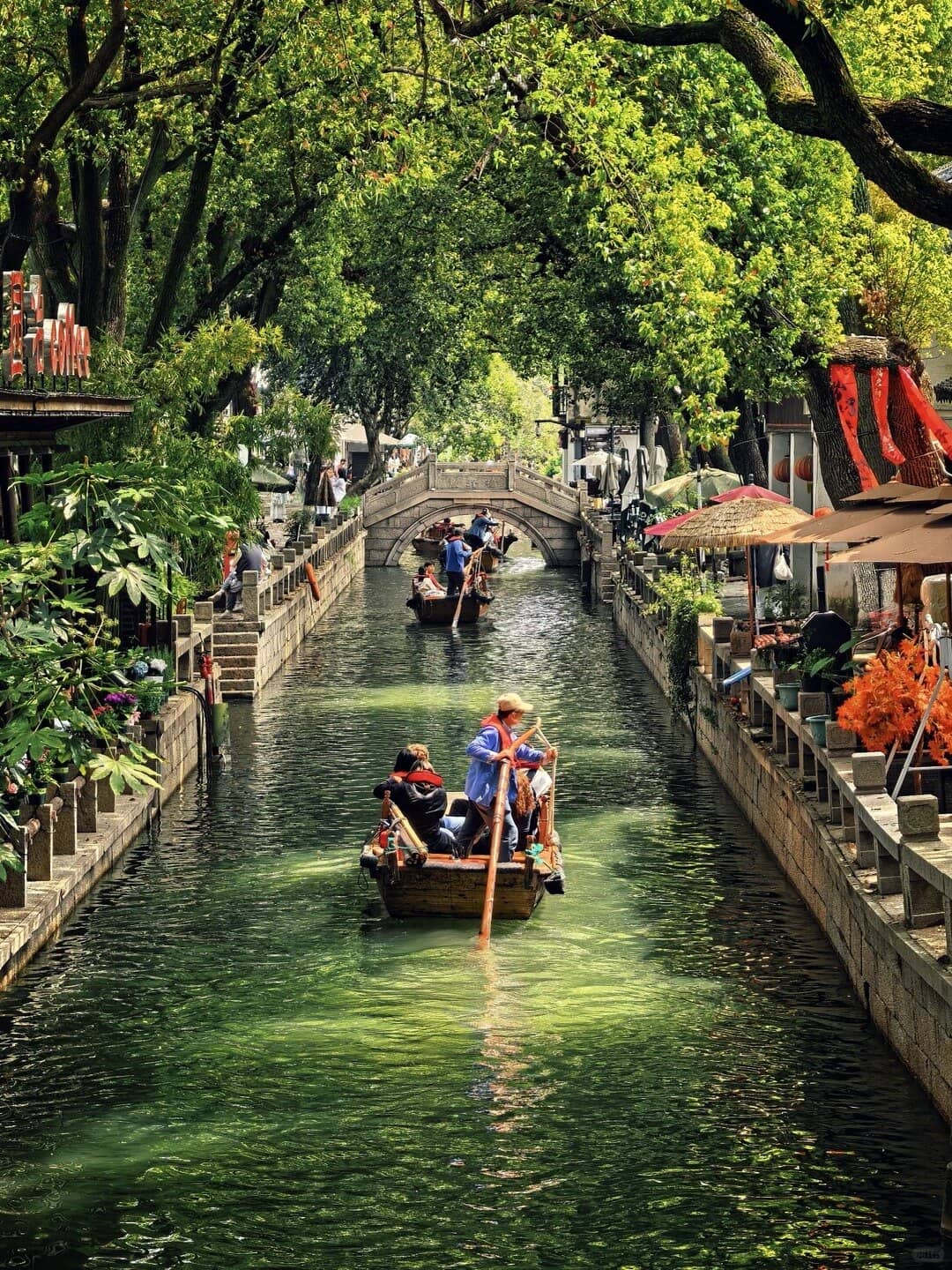 Tongli daytime bridge route photo