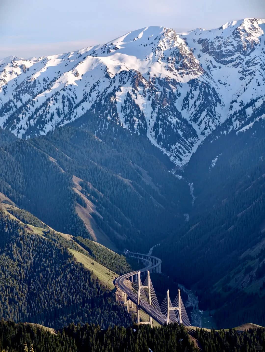 Guozigou Bridge route photo