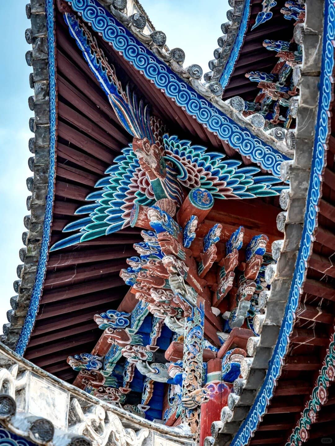 Dali courtyard gate route photo