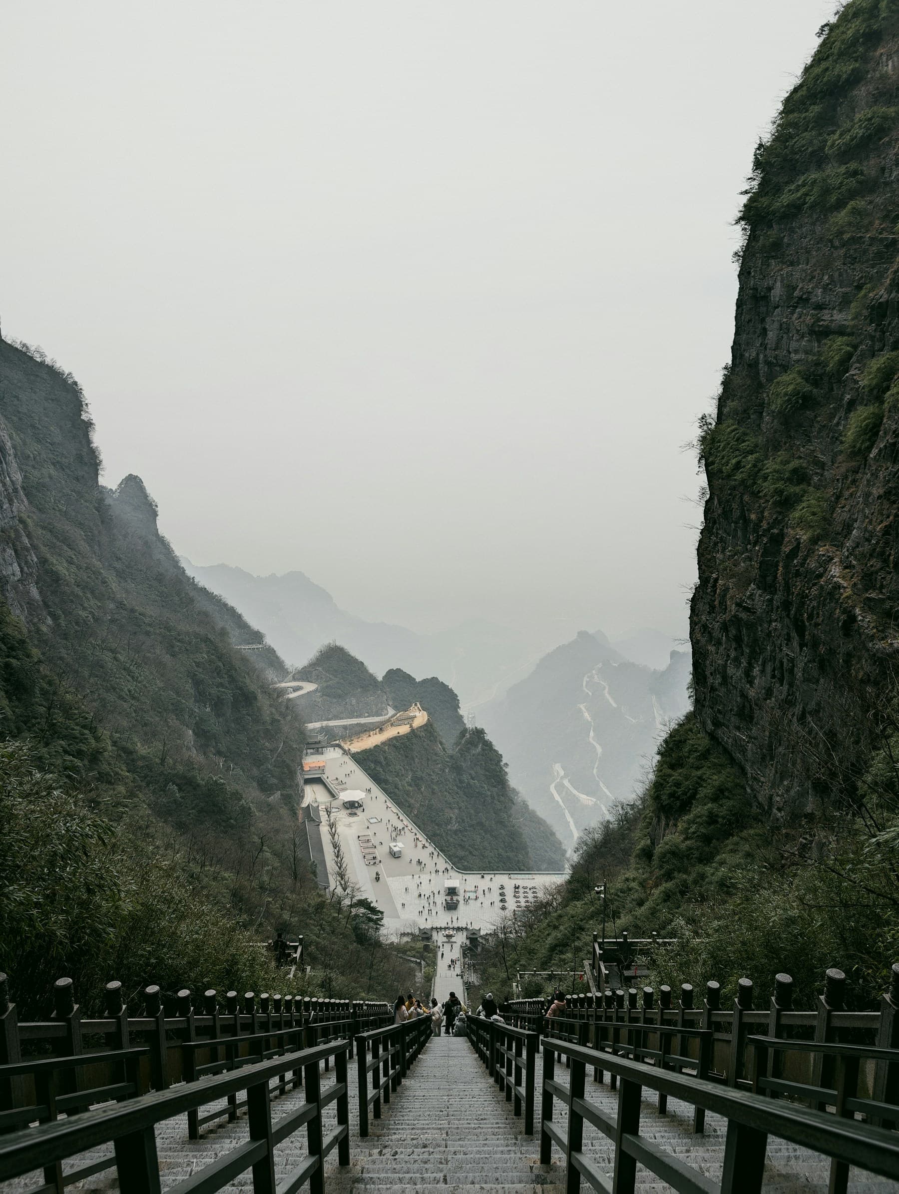 Zhangjiajie Tianmen Mountain stairway