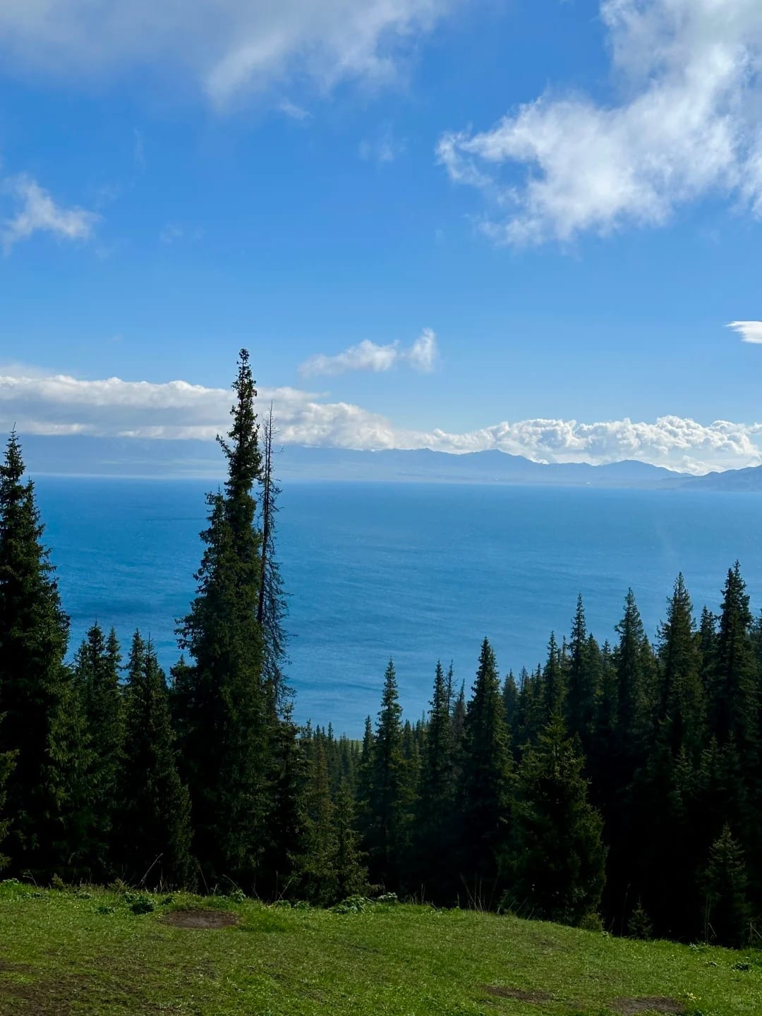 Sailimu Lake scenery for the Yiren Fairyland 8-day route