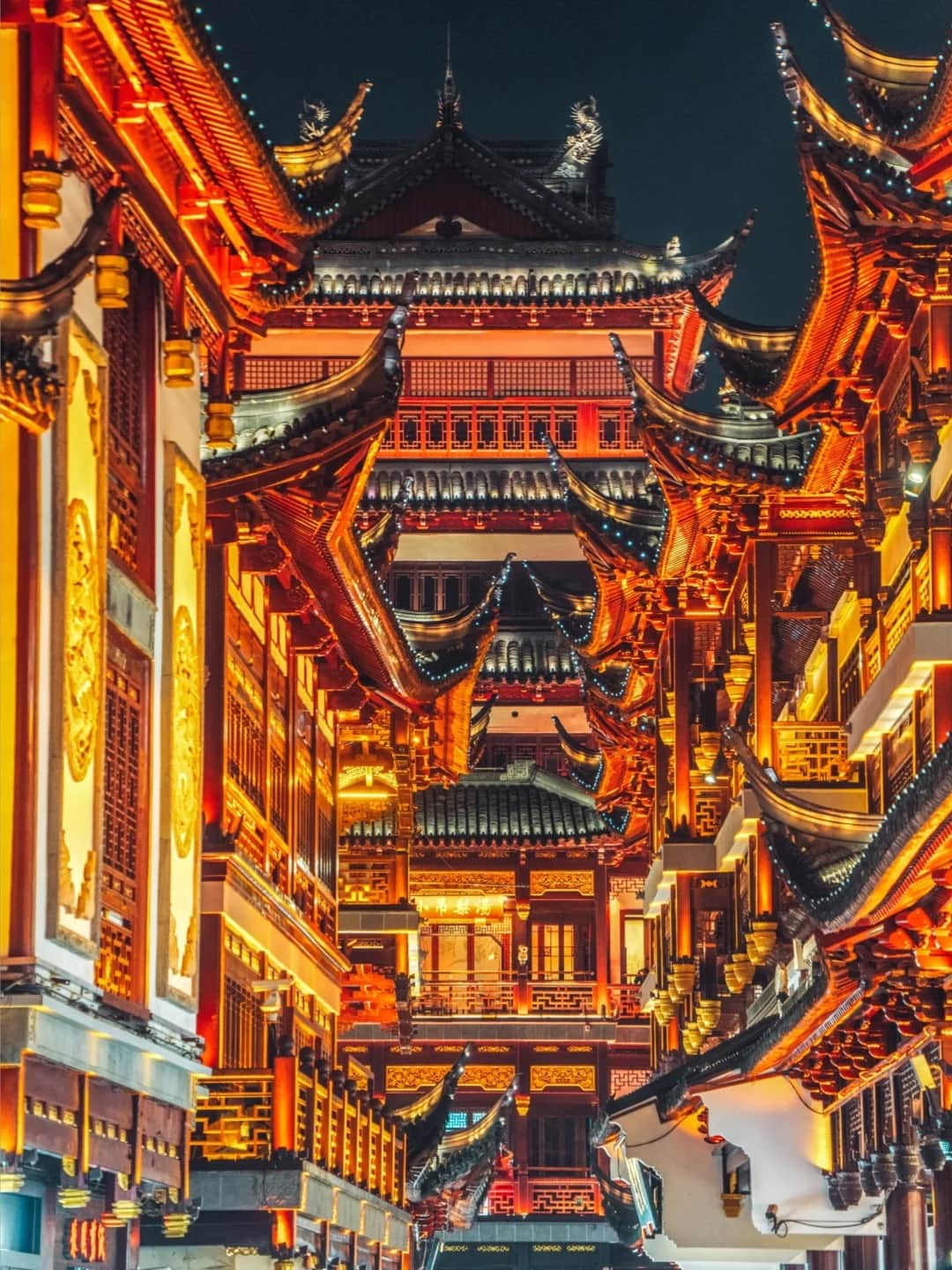 Shanghai old-city night proof route photo