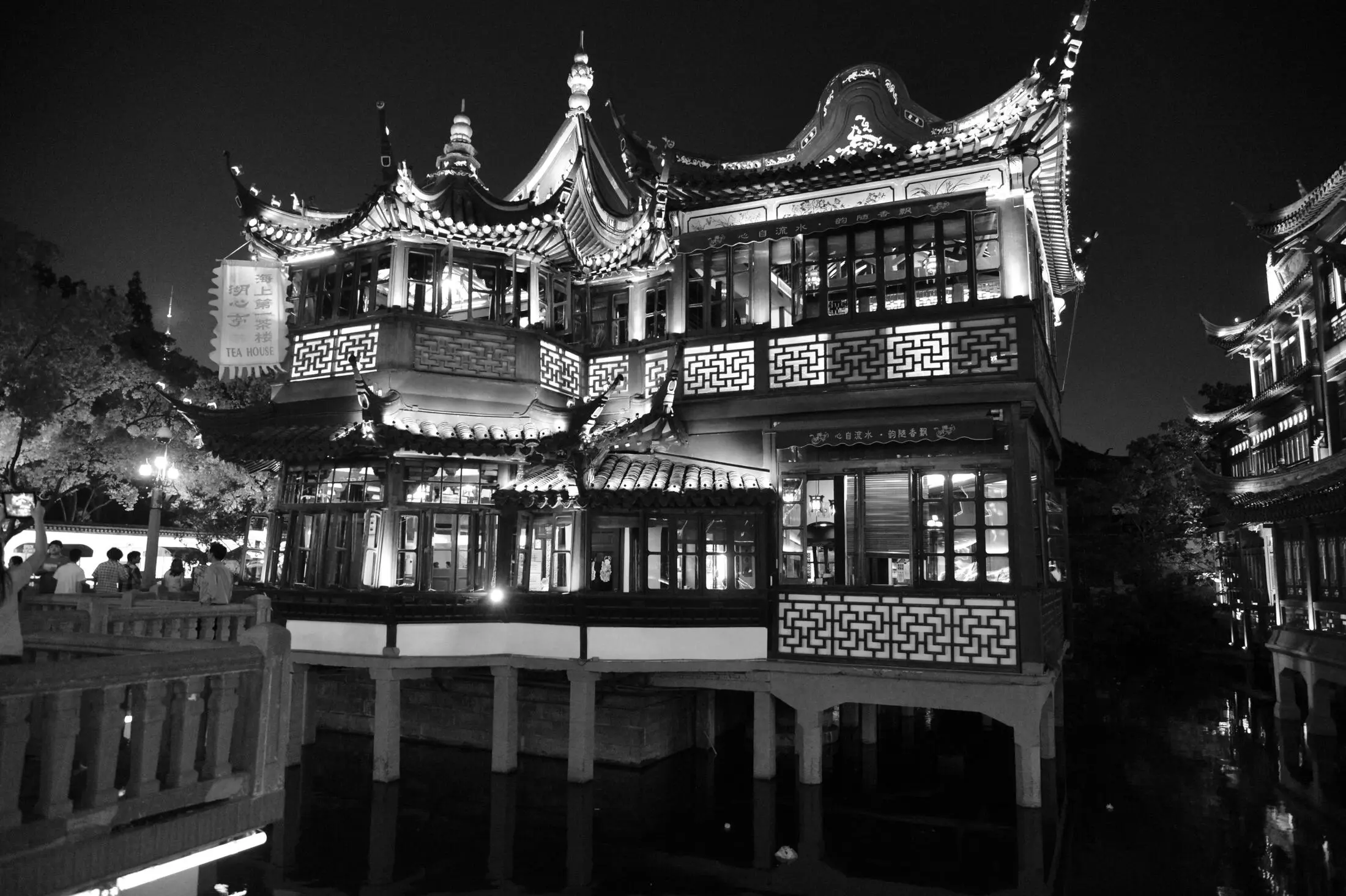 Shanghai Yu Garden old-city texture