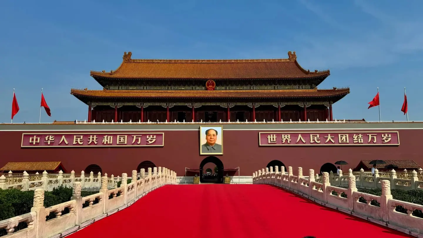 Beijing, Xi'an, Chengdu, Guilin and Shanghai 12-14 day classic family route with pandas Arrive in Beijing - airport pickup, hotel check-in, light walk around... material-library route evidence