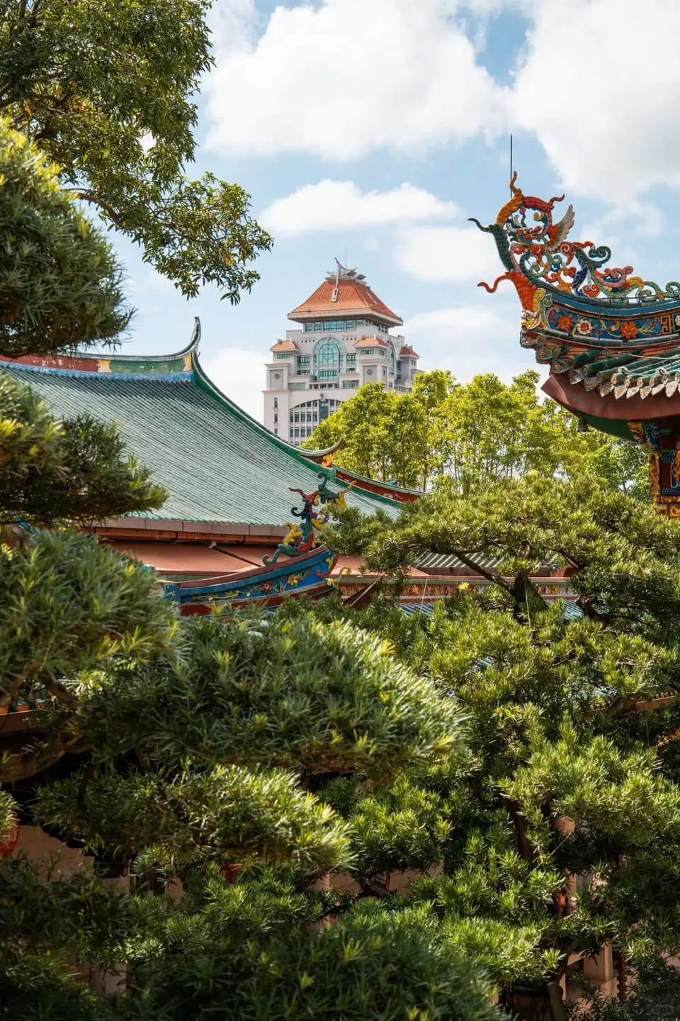 5 day Xiamen, Tulou, and Quanzhou route Arrive in Xiamen and use the evening for old-city food around Zhongsh... material-library route evidence