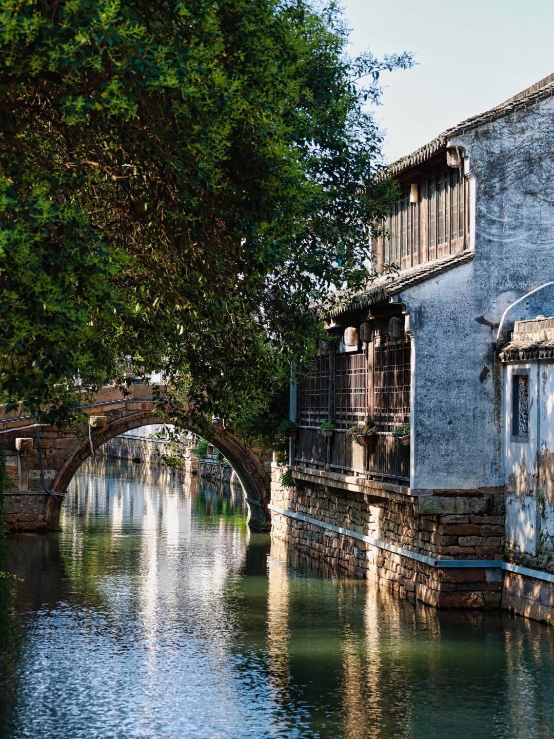 Pingjiang late-light canal route photo