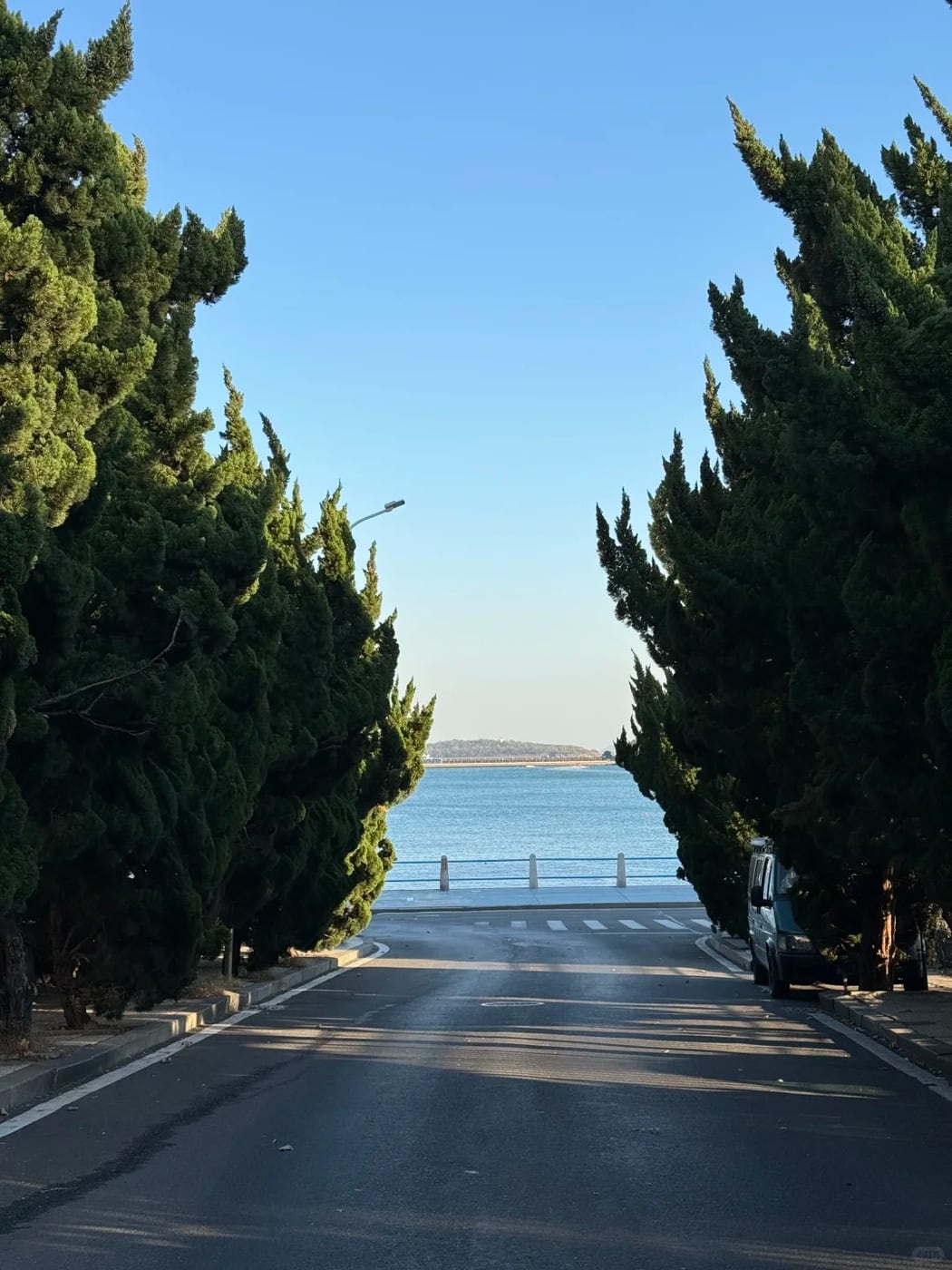 Qingdao coast and seaside buffer route photo