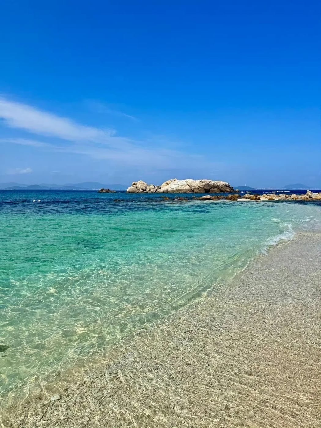Sanya clear-water beach choice route photo