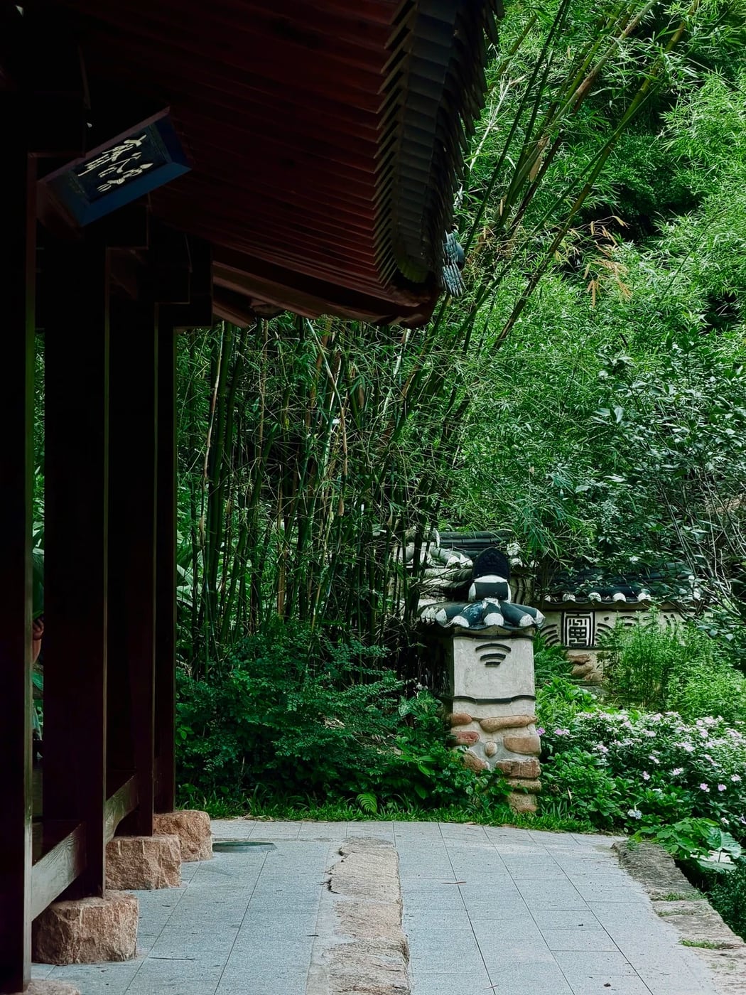 Guangzhou culture and park buffer route photo