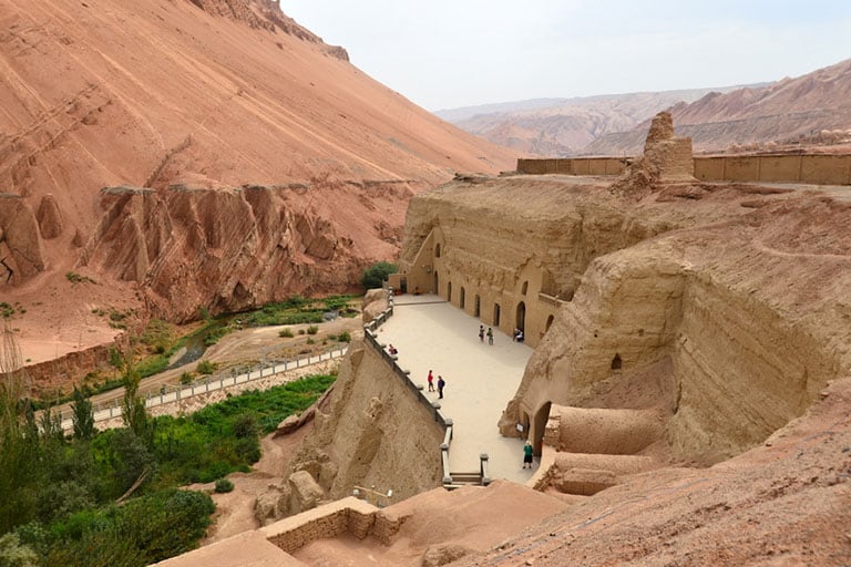 Turpan heat-aware oasis layer route photo