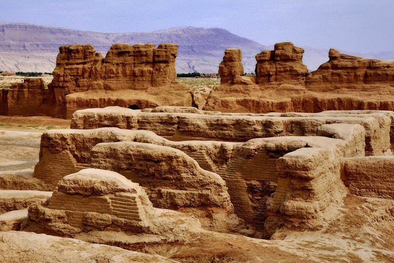 Turpan heat-aware oasis layer route photo