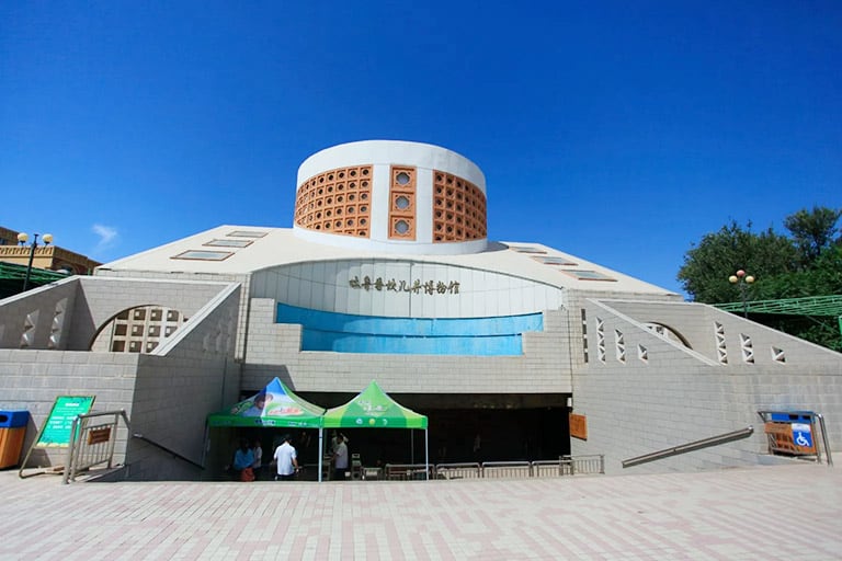 Turpan heat-aware oasis layer route photo